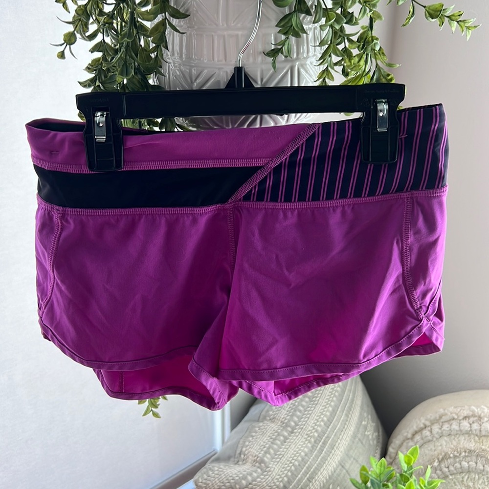 Lululemon woman’s shorts